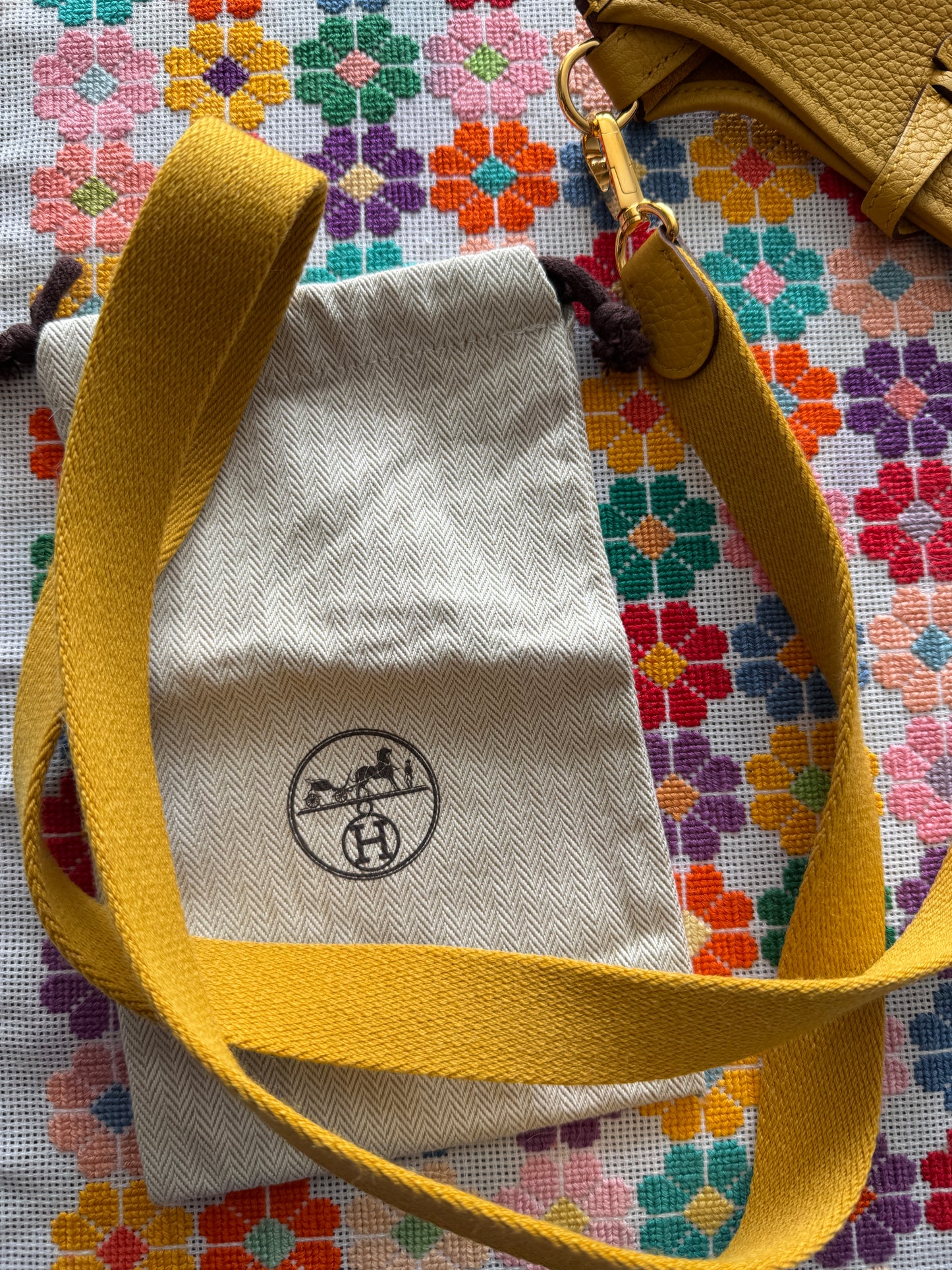 Hermès Mini Evelyne shoulder bag yellow