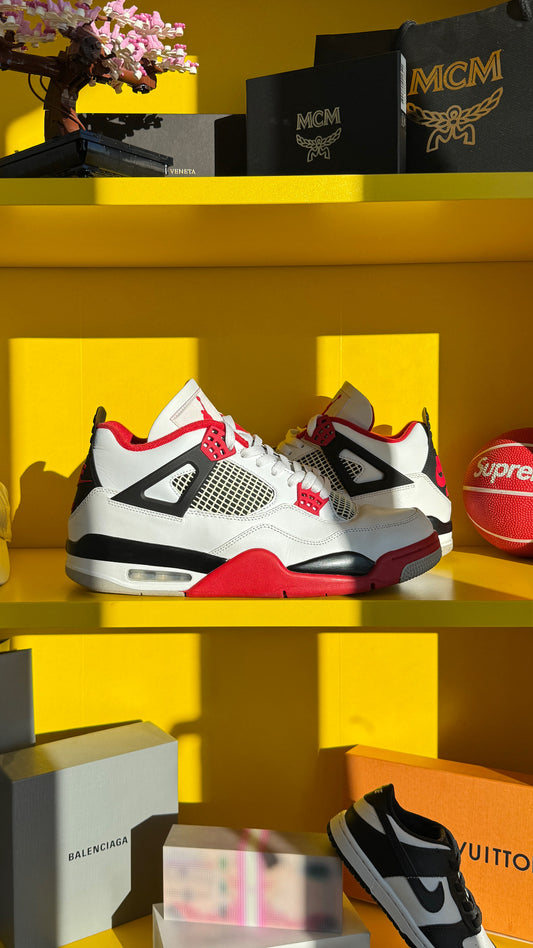 Jordan 4 Fire Red (2020)