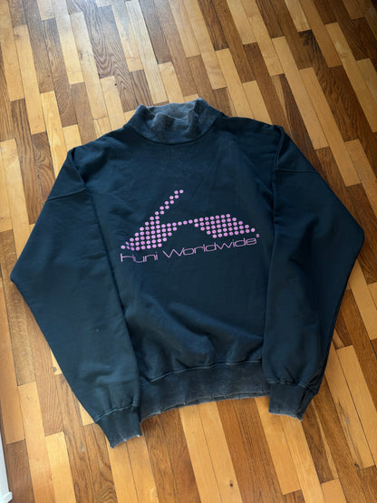 Huni Worldwide Sweater