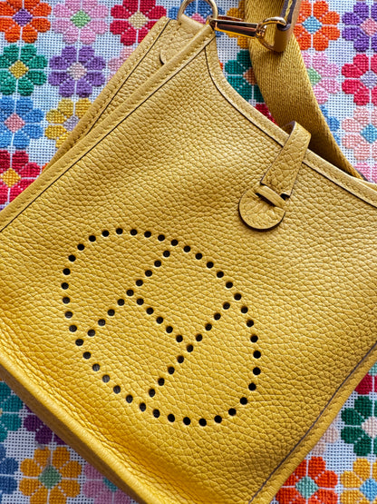 Hermès Mini Evelyne shoulder bag yellow