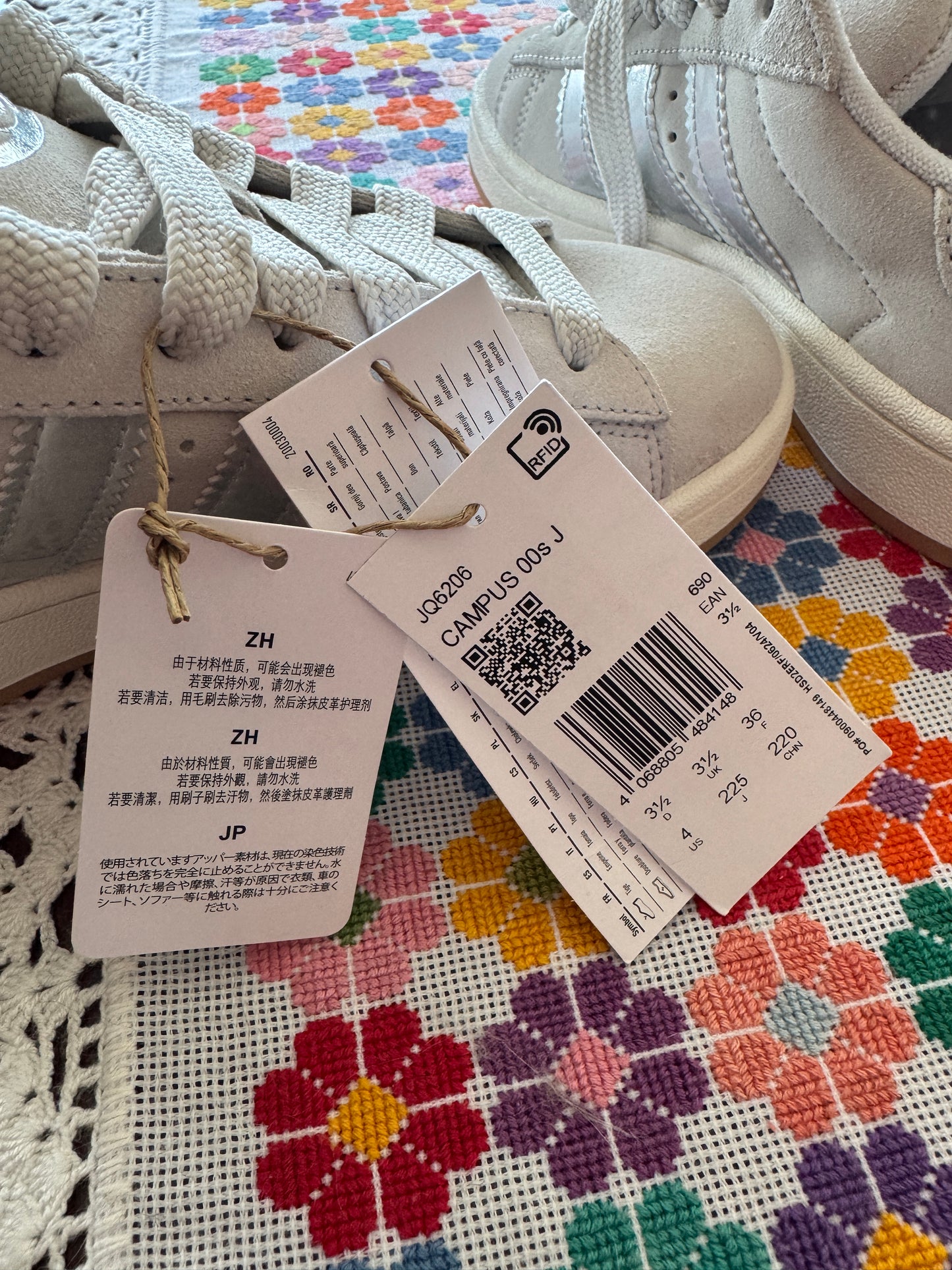 adidas campus silver