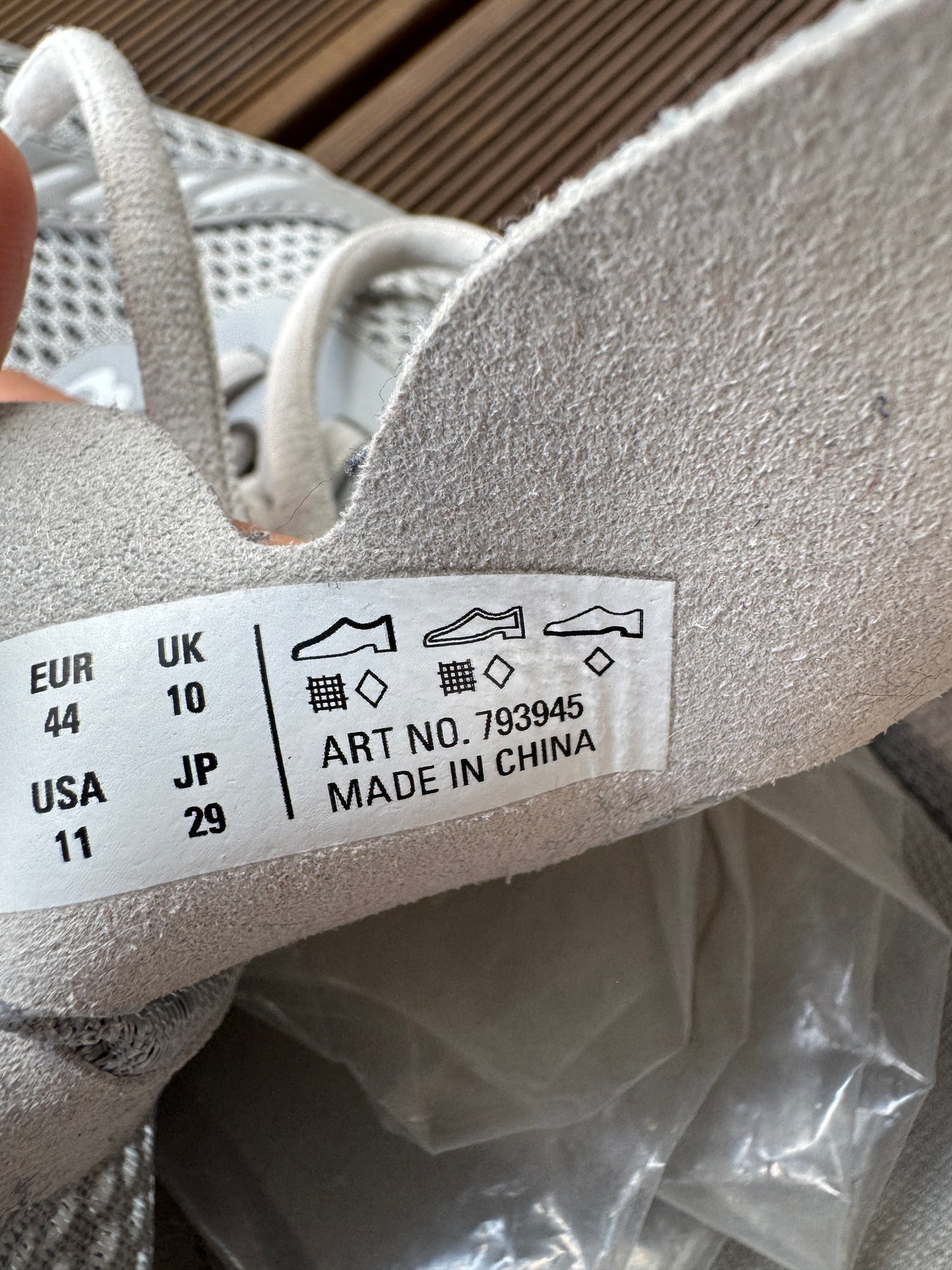 Balenciaga Circuit sneakers gray