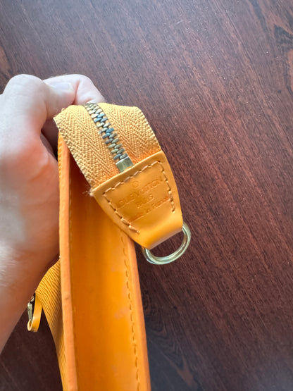 Louis Vuitton Epi leather pochette