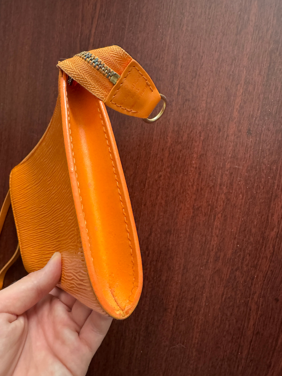 Louis Vuitton Epi leather pochette