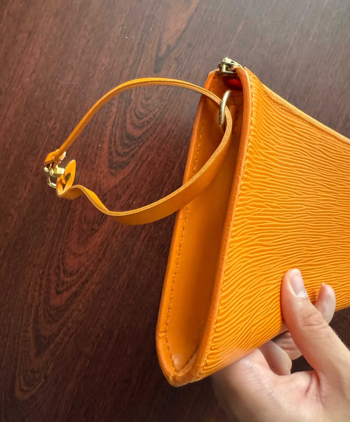 Louis Vuitton Epi leather pochette