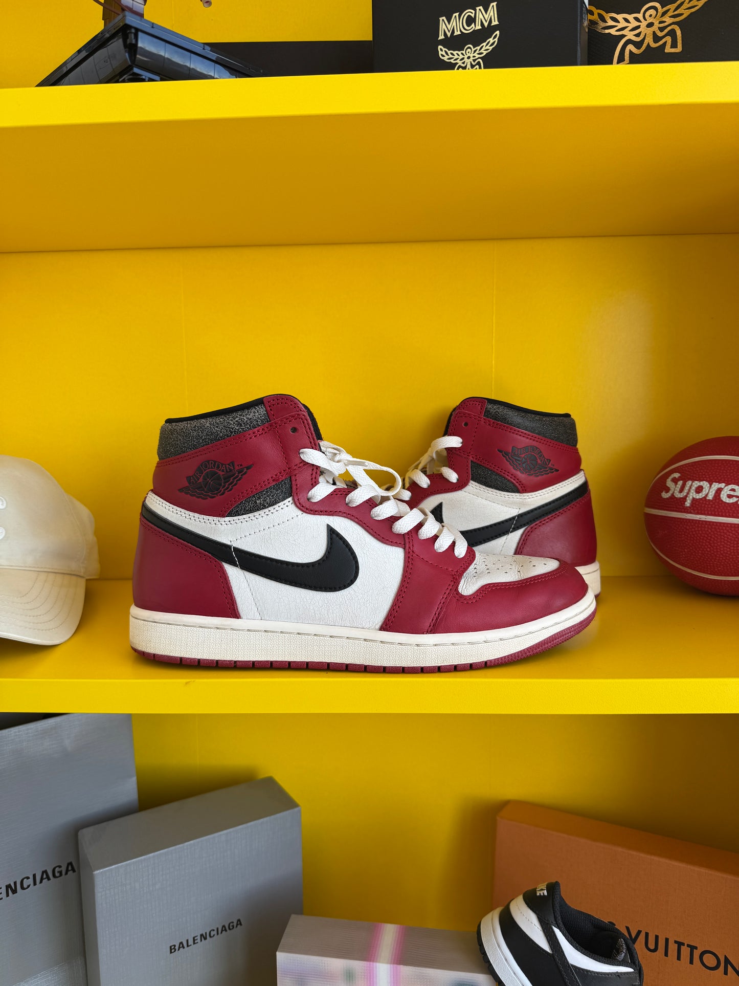 Jordan 1 high Lost & Found