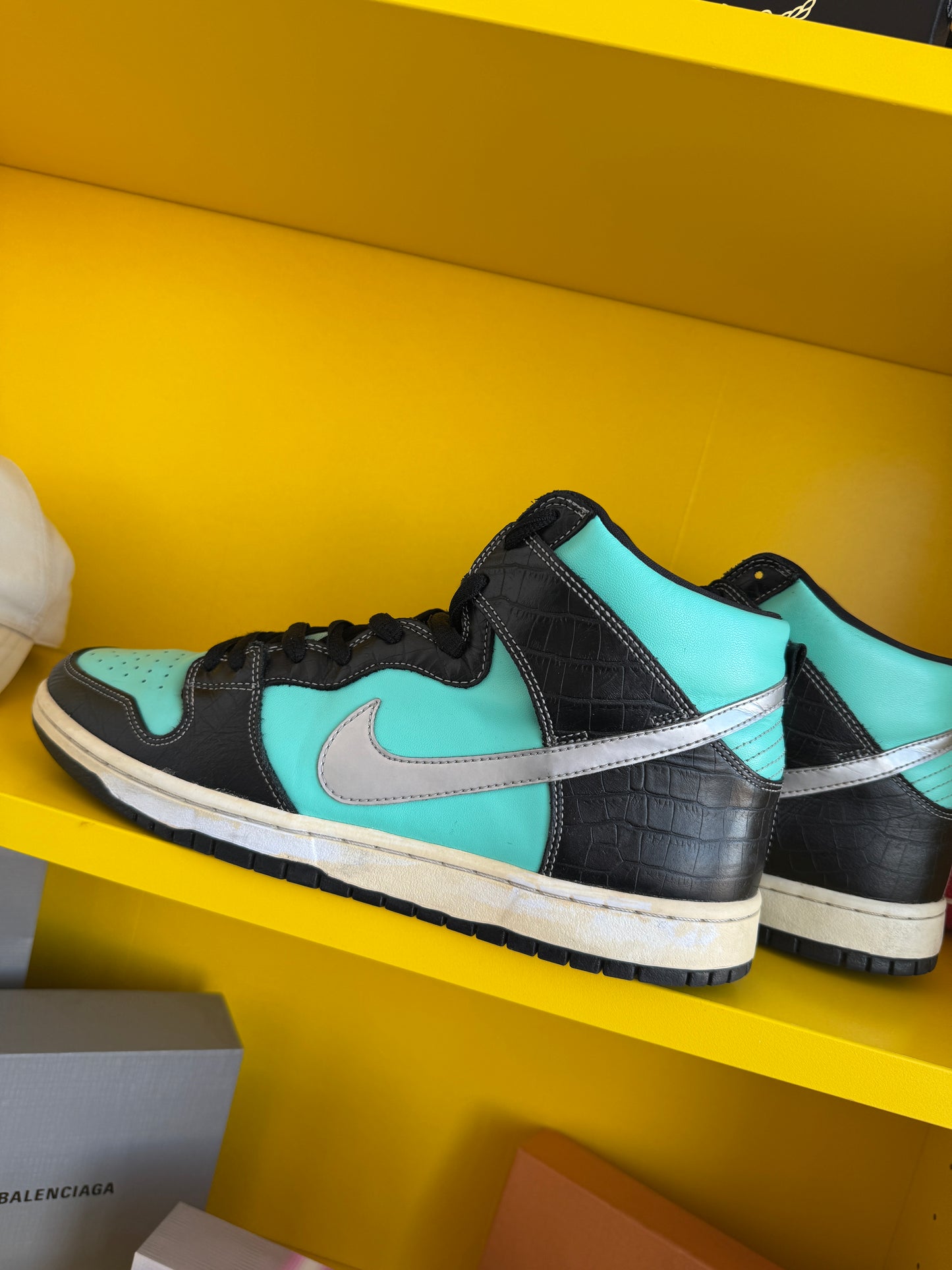 Nike SB Dunk High Diamond Supply Co.