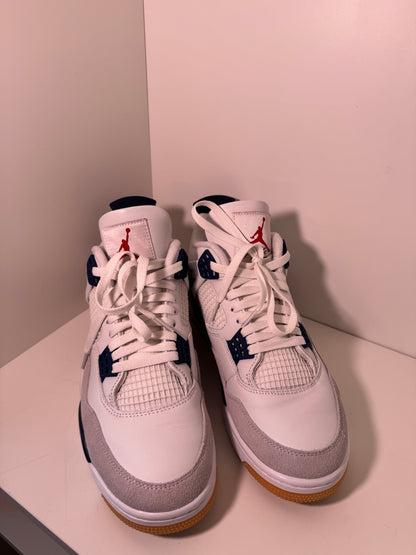 Jordan 4 SB Navy