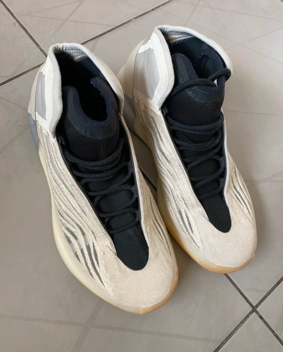 Yeezy QNTM Mist Slate