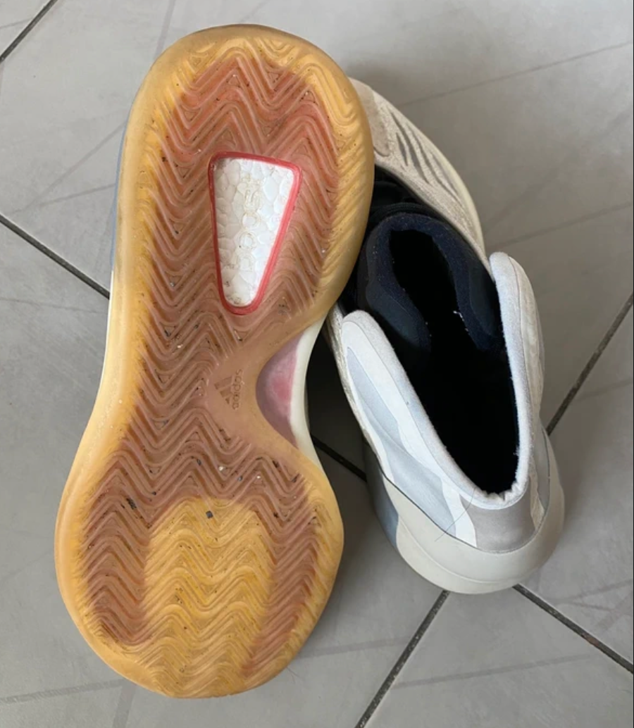 Yeezy QNTM Mist Slate